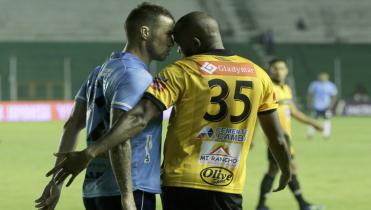 Blooming y Destroyers en lunes