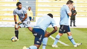 Bolívar da visto bueno a las salidas de Tenorio y Lizio