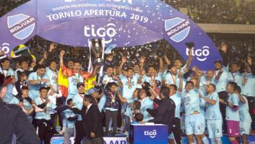Bolívar festeja tras perder el clásico