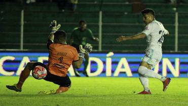 Bolívar no tuvo piedad del Canario