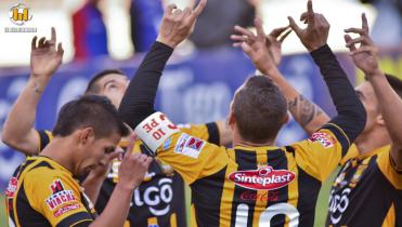 Buscando rival de Libertadores