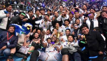 Calero presentó su equipo