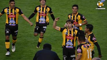 Carlos está satisfecho