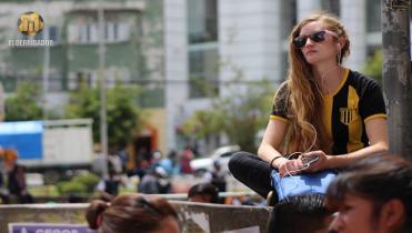 Chicas bienvenidas al estadio