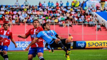 Ciclón goleó en Tarija