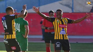 Clarke está para jugar