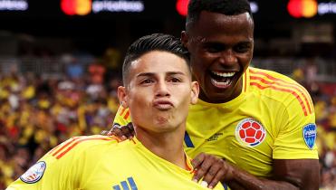Colombia golea y pasa a semifinales