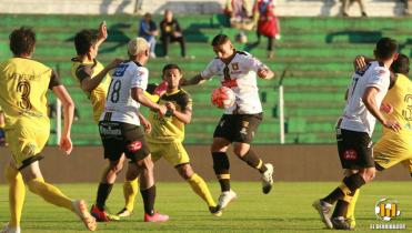 Con la camiseta del más fuerte