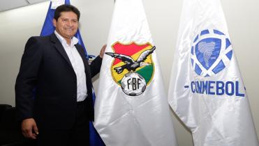 De forma unánime llego, así también lo echan