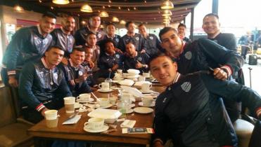 De viaje y con onceno decidido