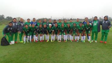 Debut contra el local