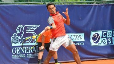 Dellien avanza en Kazajistán 