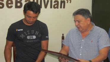 Dellien gana en Lima