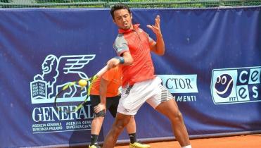 Dellien sigue en dobles