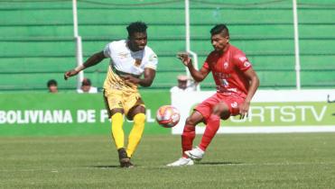 Destroyers suma un empate