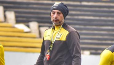 Díaz cofia en su plantel 