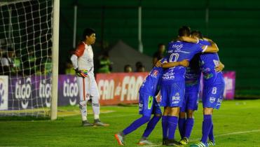 Dos al hilo para el Toro