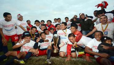 Dos vueltas olímpicas