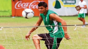 Duk pide oportunidad en Oriente