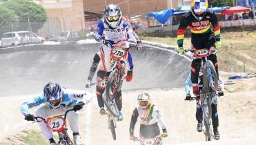 El BMX cochabambino en lo alto