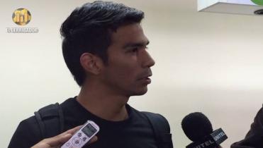 El DT Caballero prueba con Bejarano en defensa