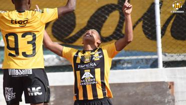 El goleador no para