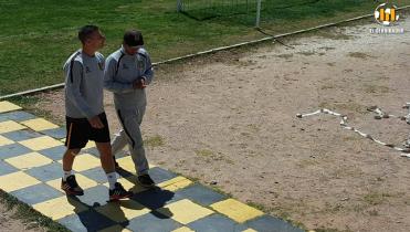 Escobar sigue siendo duda