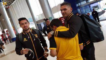 Esperando en Santa Cruz