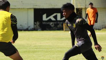 Estacio ya piensa en el domingo de clásico