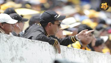 Estamos de pie y luchando