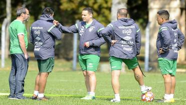 Farías contento con el ritmo