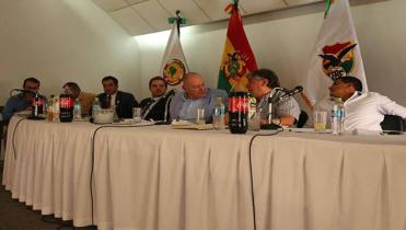 Fiscalía cita al comité ejecutivo