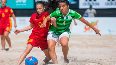 Fútbol playa en el Beni