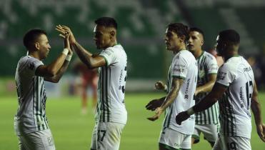  Ganó con comodidad 
