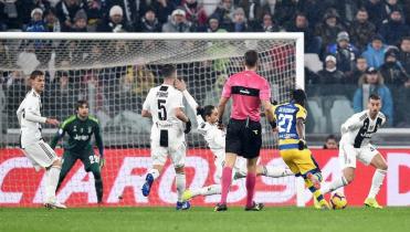 Gervinho iguala el doblete de Cristiano 
