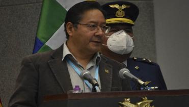 Gobierno compromete premio económico