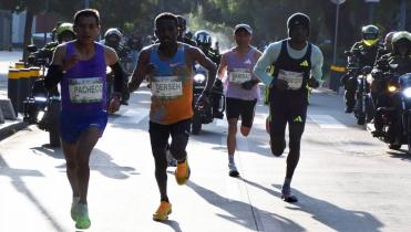 Héctor Garibay ocupó el cuarto lugar en la Maratón de CDMX