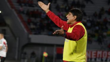 Illanes alista el gran viernes ante Bolívar
