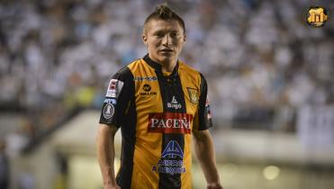 Juventus tienta a Chumacero