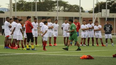 La selección concentra en Santa Cruz