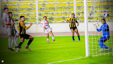 Lom se estrenó de Tigre