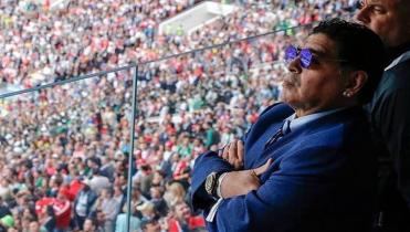 Maradona defendió a Messi