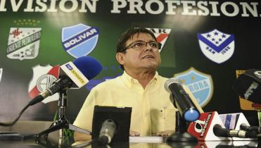 Más de 40 millones de dólares 
