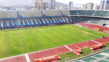 Más público en las tribunas 
