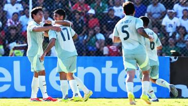 México vino y festejó en el nuevo Tahuichi