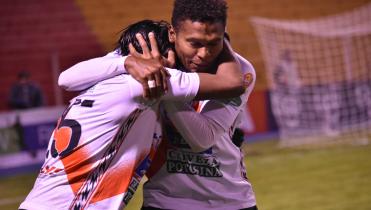 Nacional a la puerta de de la Sudamericana