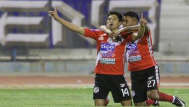 Nacional brilló en Oruro