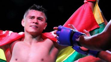 Nova gana bronce en lucha