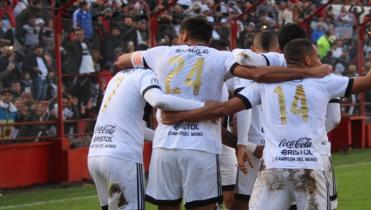 Olimpia venció a Bolívar