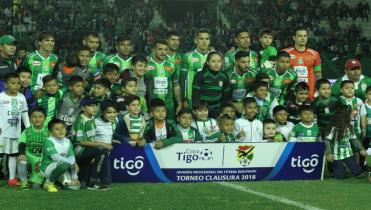 Oriente con equipo completo